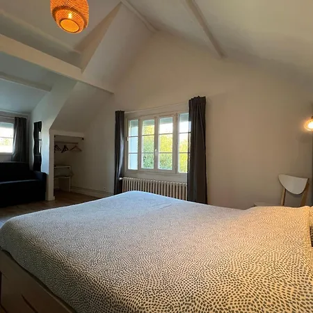 Les Sablons Holiday home La Houssaye-en-Brie